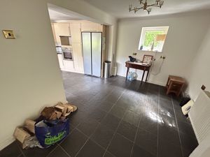 Photo 7- click for photo gallery